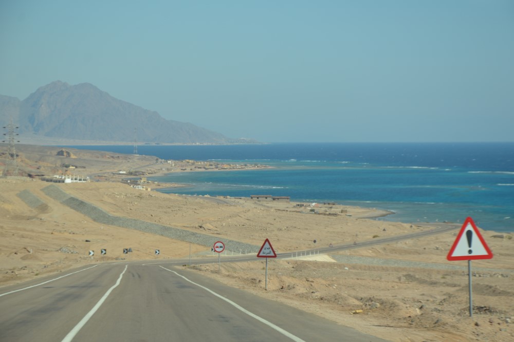 Jeep Safari to Canyon, Wishwashy Lake and Pharaohs Island